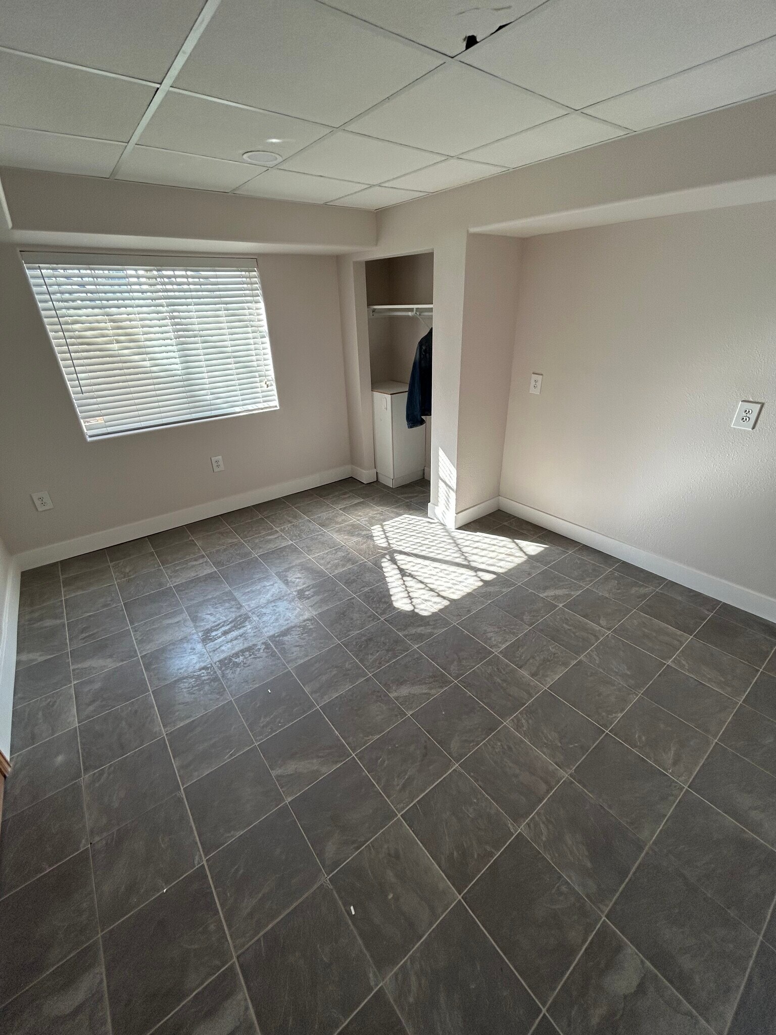 Building Photo - 18292 E Lasalle Pl