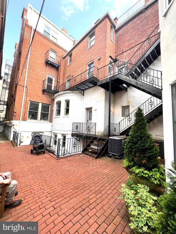 Building Photo - 1730 New Hampshire Ave NW