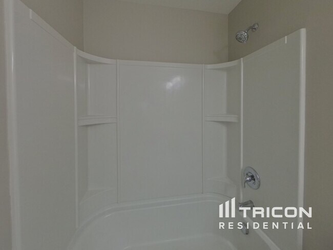 Building Photo - 941 Lynnview Ct