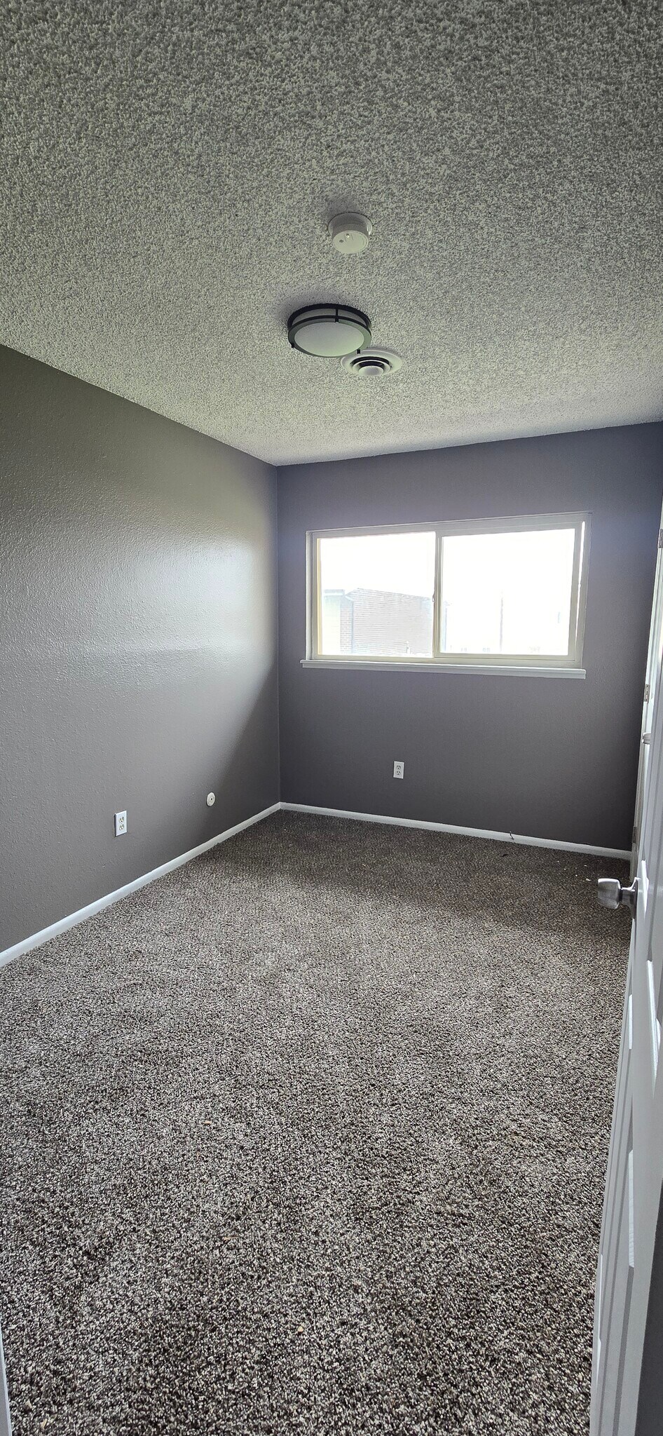 Building Photo - 8047 Wolff St