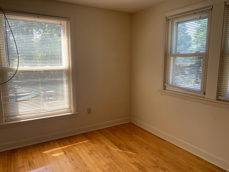 Building Photo - 185 Columbia Ave