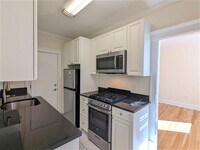 Building Photo - Chauncy Court Apartments