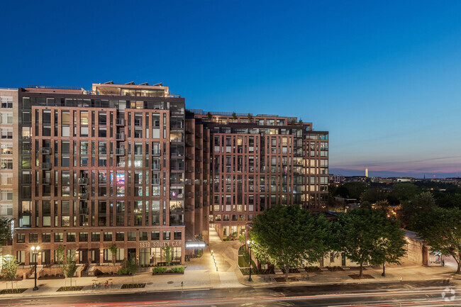 Building Photo - J.COOPERS ROW