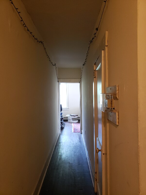 Building Photo - 309 W Beaver Ave