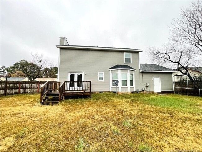 Building Photo - 5767 Pepperbush Dr