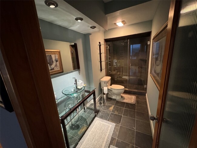 Building Photo - 5150 Hidalgo St