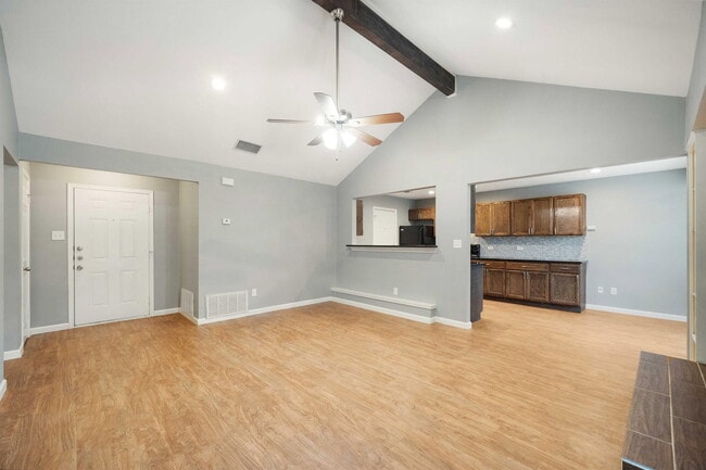 Building Photo - 16336 Edgemere Dr