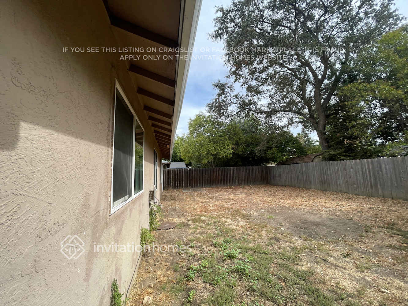 Building Photo - 1878 Southwood Dr