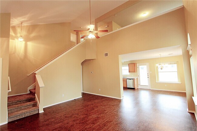 Building Photo - 14401 Mowsbury Dr