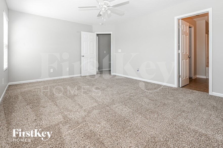 Building Photo - 3222 Lemongrass Lane
