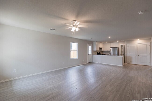 Building Photo - 10799 Giacconi Dr