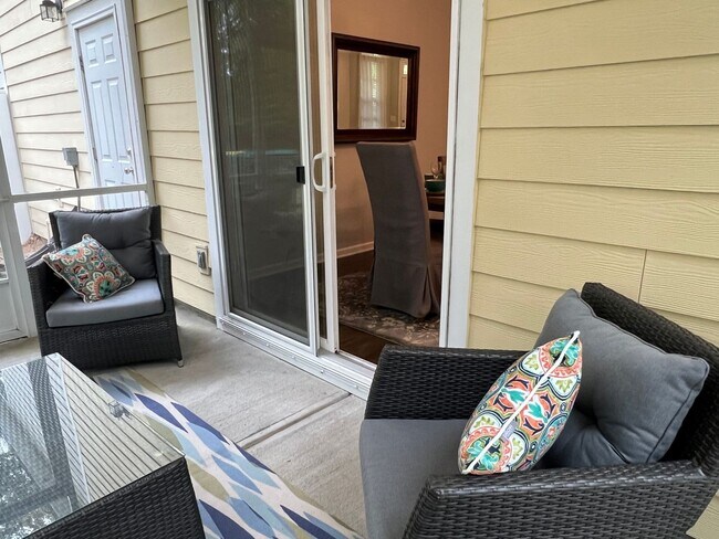Building Photo - FURNISHED Three Bedroom Wellstone Model Home