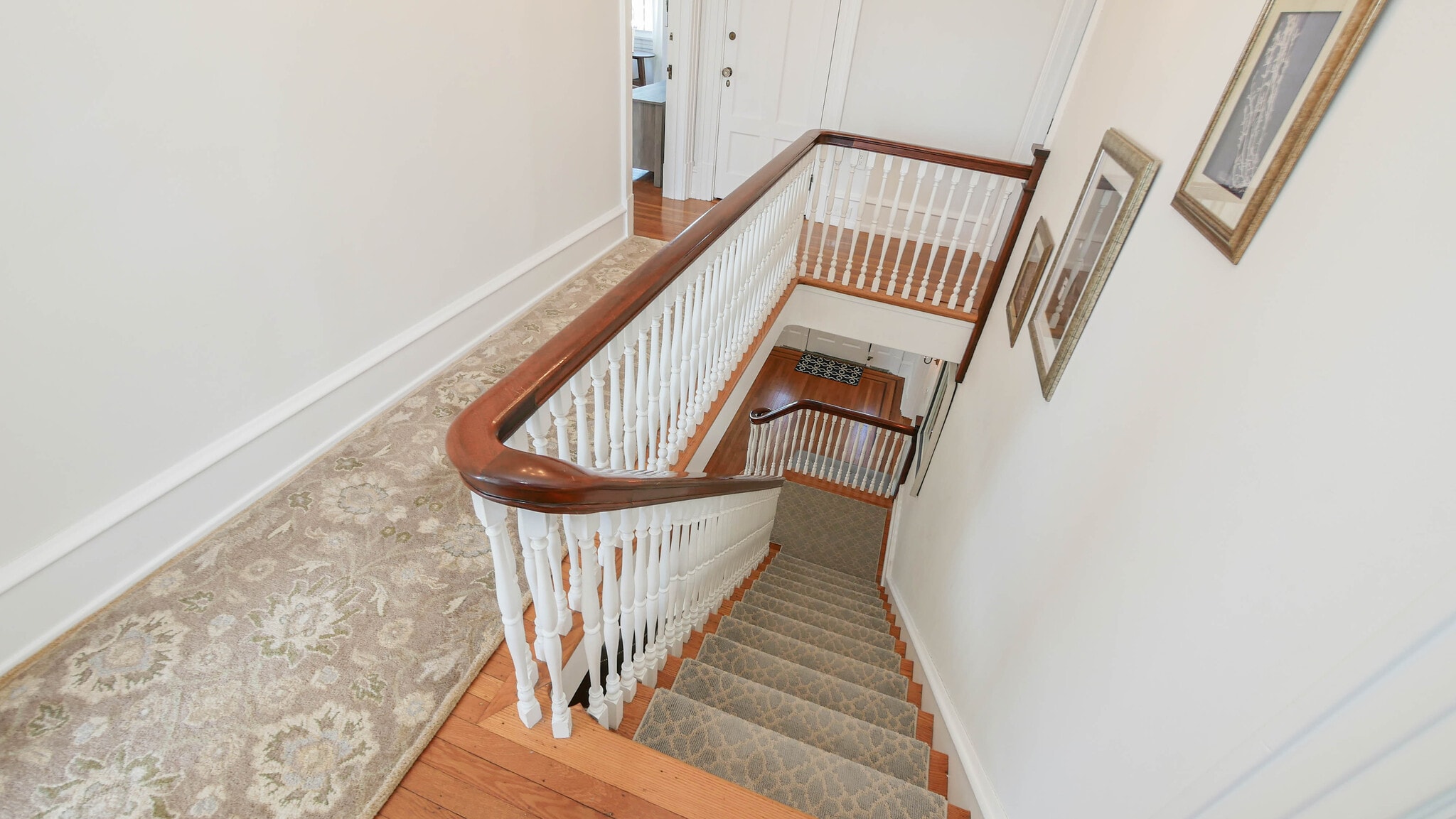 Building Photo - 6104 Ventnor Ave