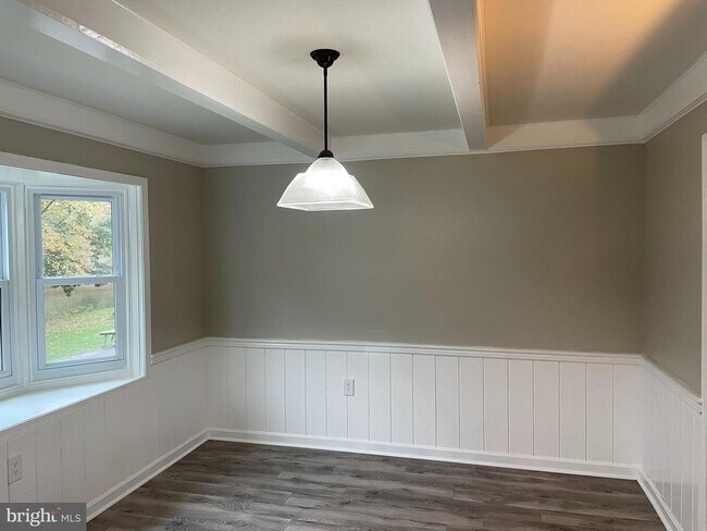 Building Photo - 228 Indian Creek Dr