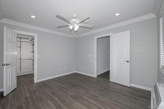 Building Photo - 37 Victorian Ct