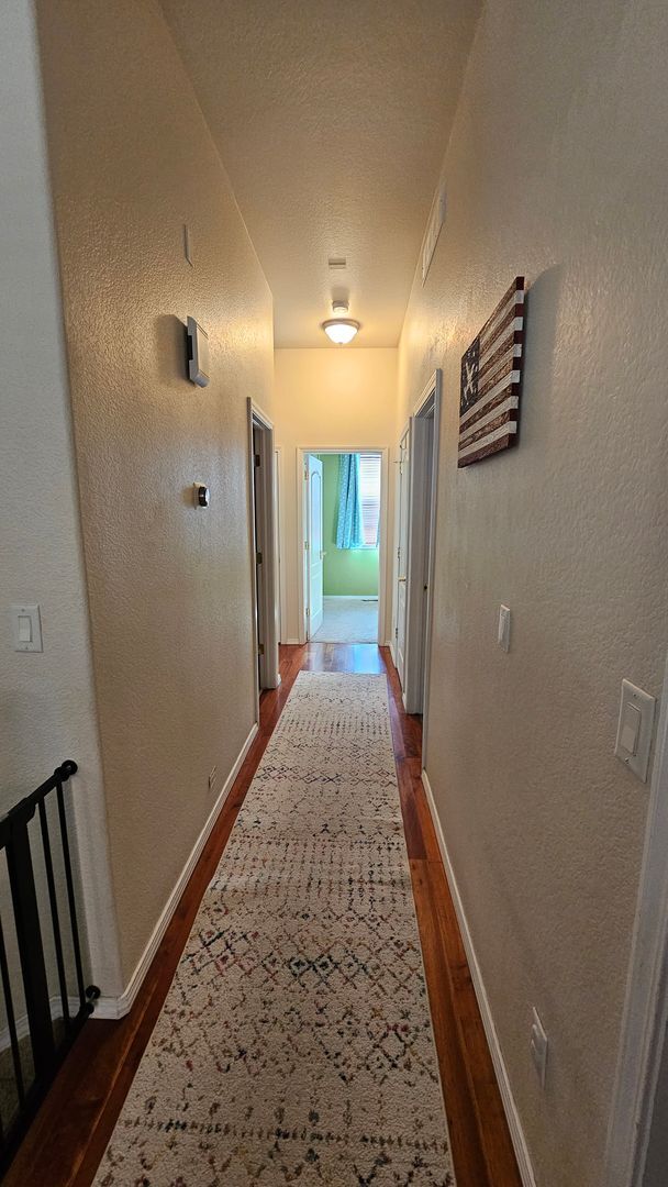 Building Photo - Beautiful 4 Bedroom Wolf Ranch Home