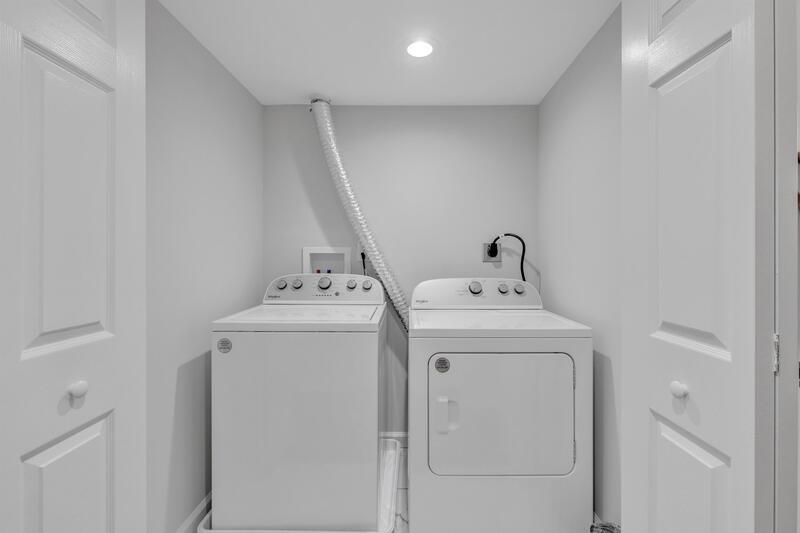 Building Photo - 1100 Mt Holly St