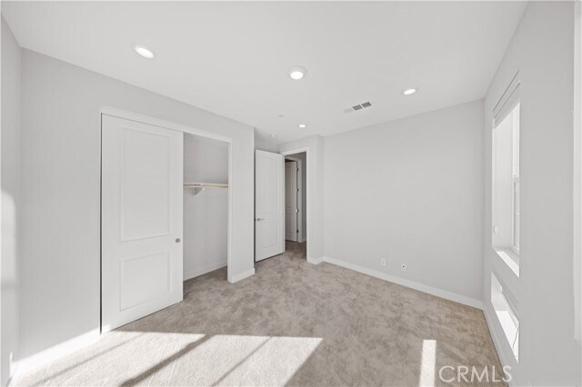 Building Photo - 120 Pin Ln