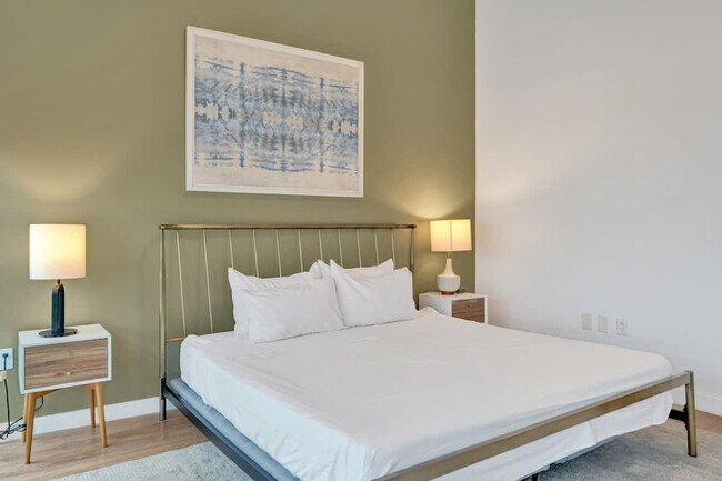 Building Photo - 1220 17th St