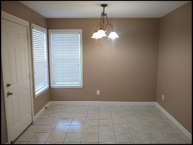 Building Photo - 11617 Ridgetop Dr