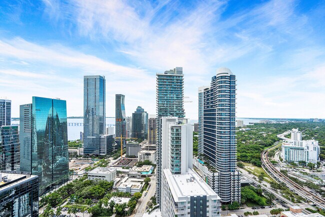 Building Photo - 1100 S Miami Ave