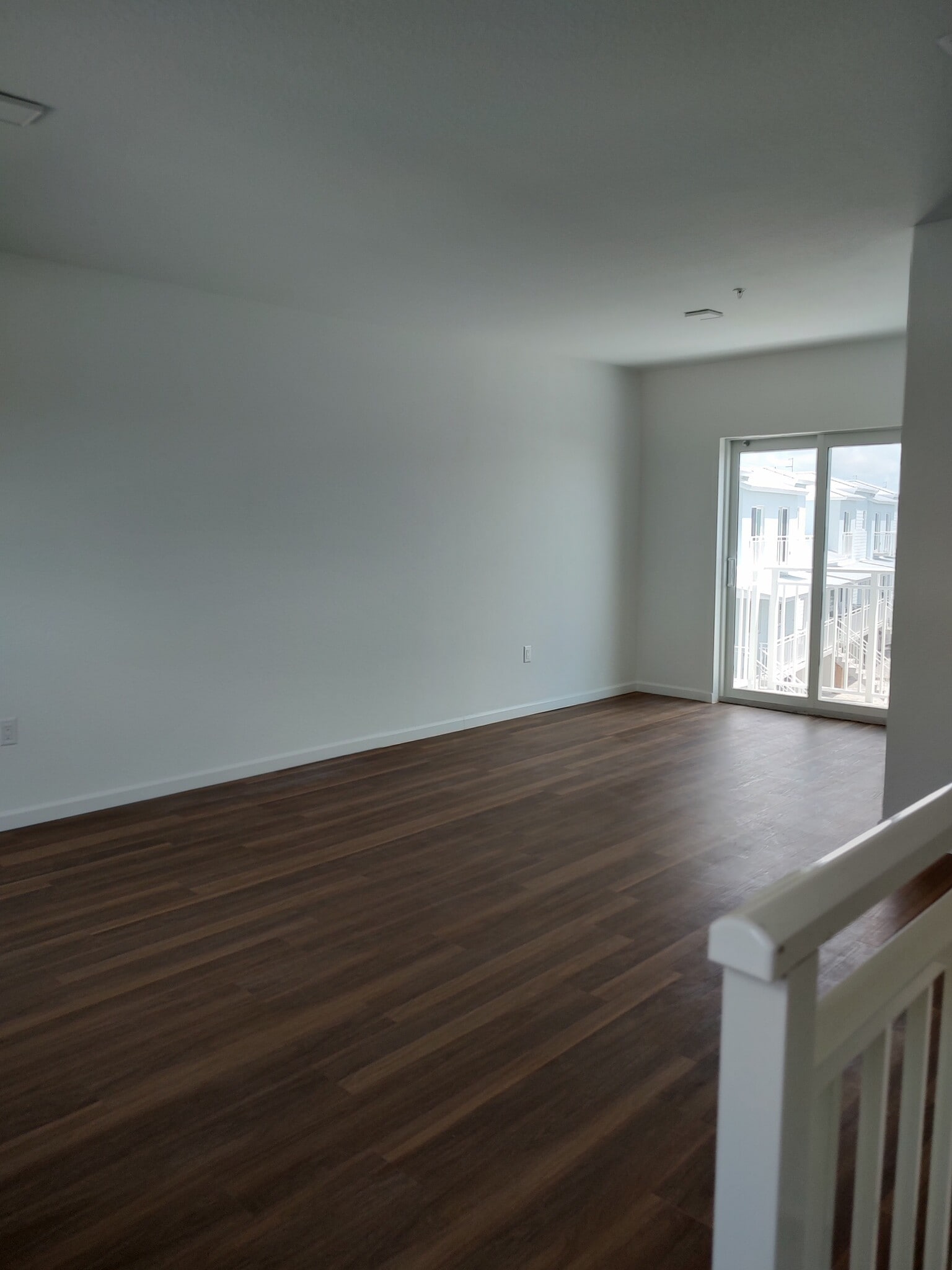 Spacious bedroom - 10877 Overseas Hwy