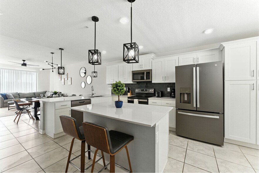 Building Photo - 3171 Paradox Cir