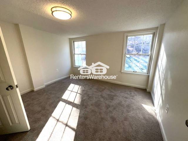 Building Photo - 8521 Main St