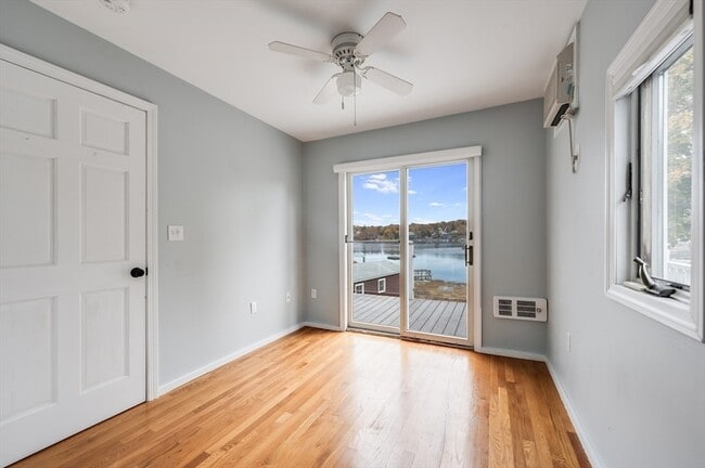 Building Photo - 95 Wheeler St