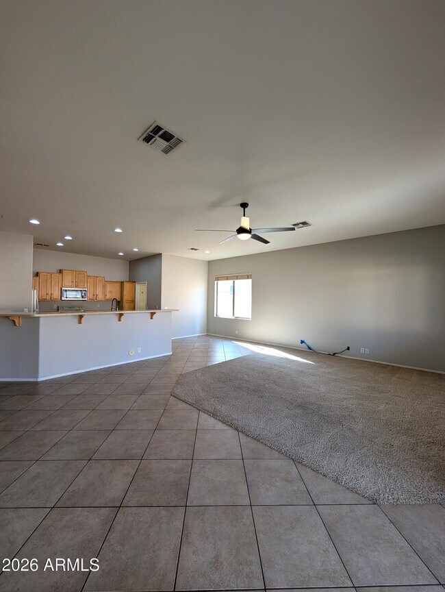 Building Photo - 2224 E Detroit St