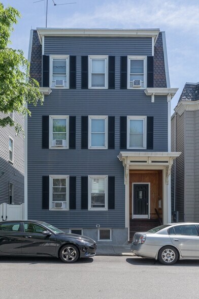 Building Photo - 100 H St