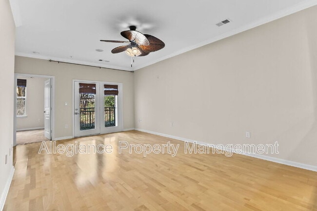 Building Photo - 12000 Market St