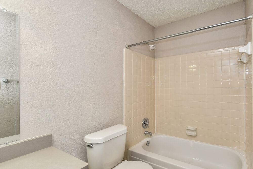 Building Photo - 208 Chamblin Dr