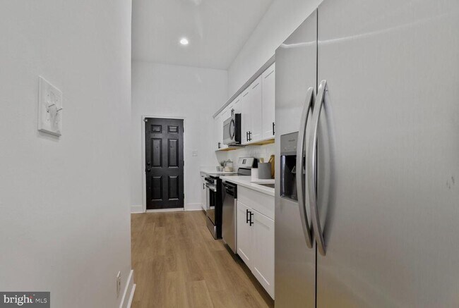 Building Photo - 1706 McCulloh St