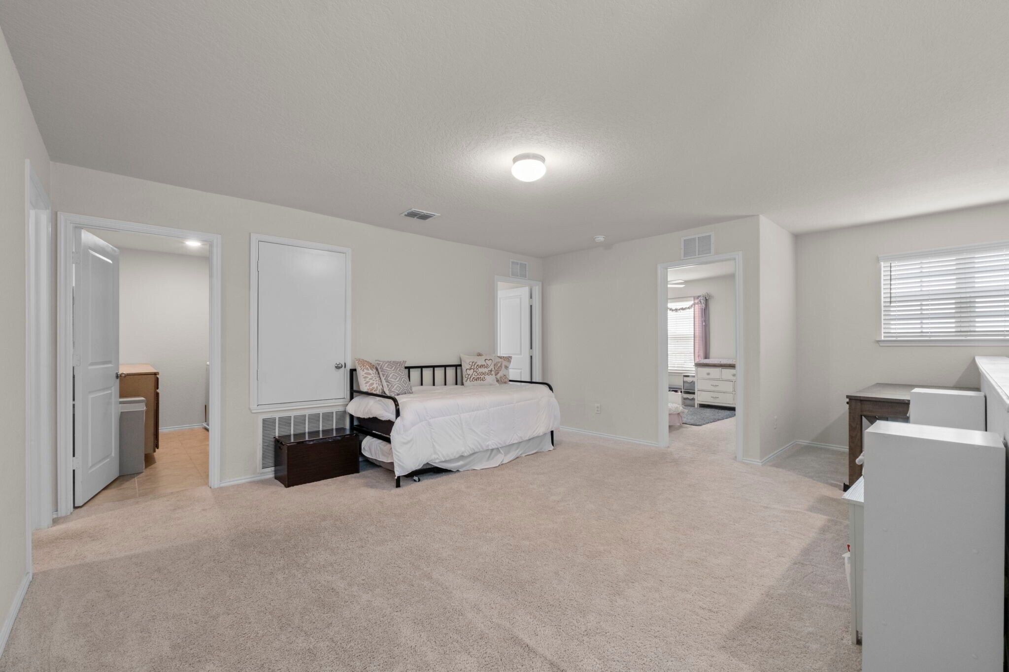 Building Photo - 10510 Rayburn Lndg