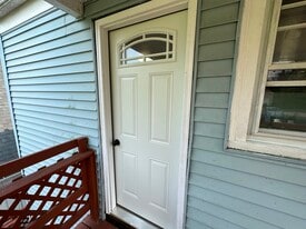 Building Photo - 258 Broad St