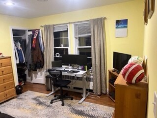 Building Photo - 1205 E State St