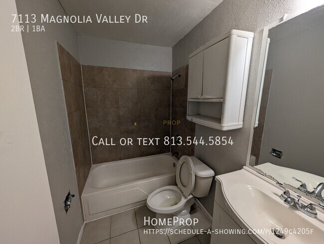 Building Photo - 7113 Magnolia Valley Dr