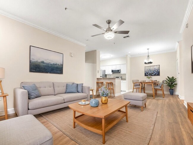 Building Photo - Upgraded 2Bedrooms/2Baths condo in a vibrant lifestyle Winter Garden community!
