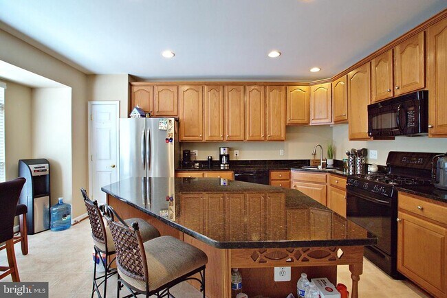Building Photo - 14354 Verde Pl