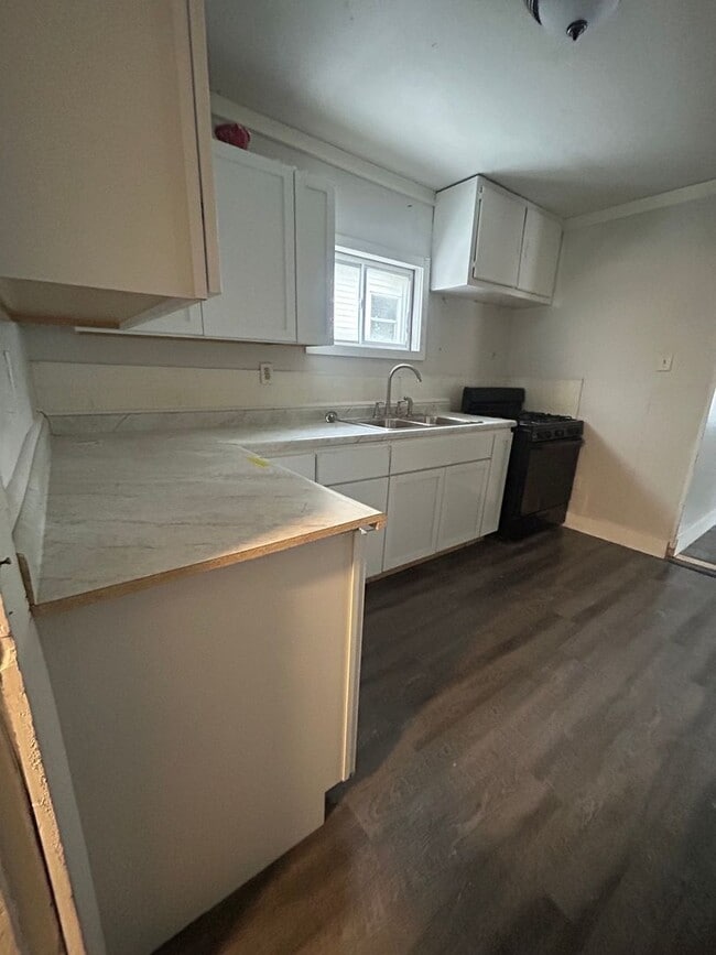 Building Photo - 1 bedroom 1 bath House