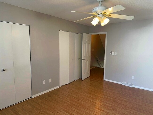 Building Photo - 555 Russell Rd