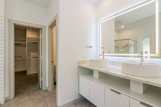 Building Photo - 7322 Ramsgate Cliff Ln