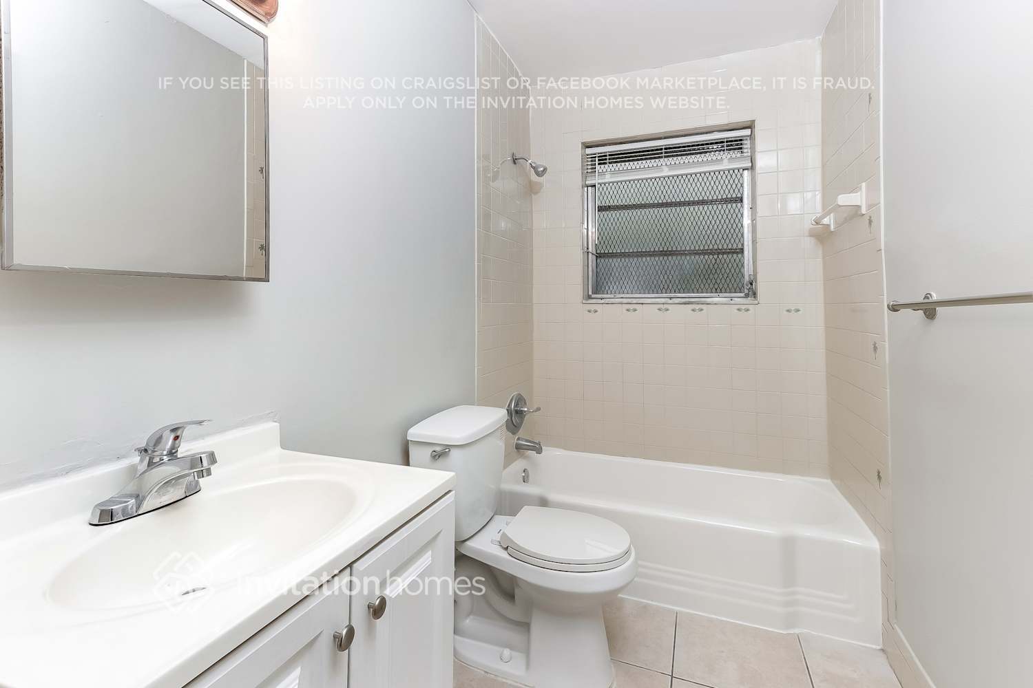 Building Photo - 206 Cypress Dr