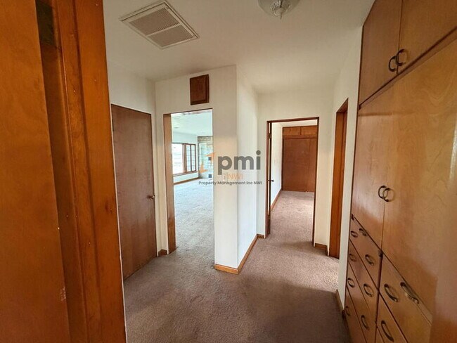 Building Photo - 13403 223rd Ave