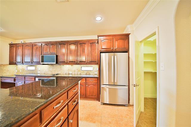 Building Photo - 778 Fall River Dr