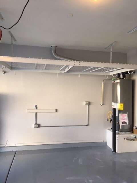 Building Photo - 6281 Whispering Creek St