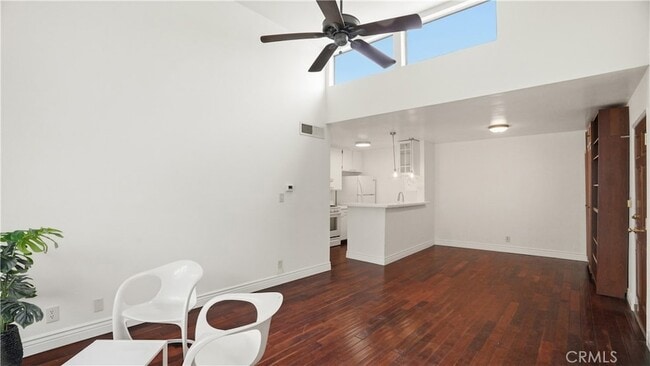 Building Photo - 18645 Hatteras St