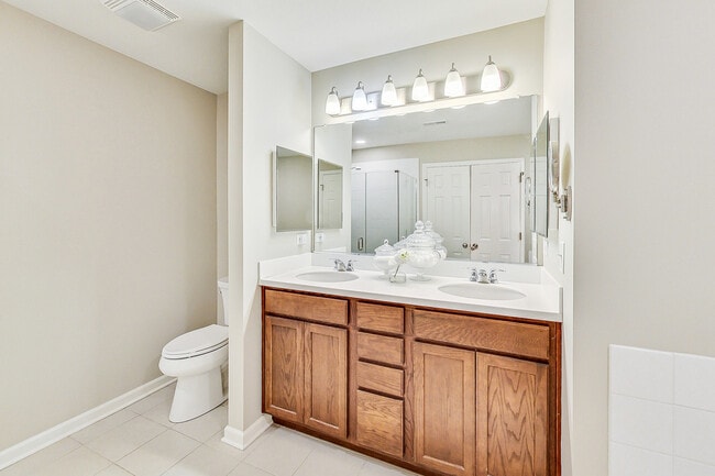 Building Photo - 598 Station Park Cir