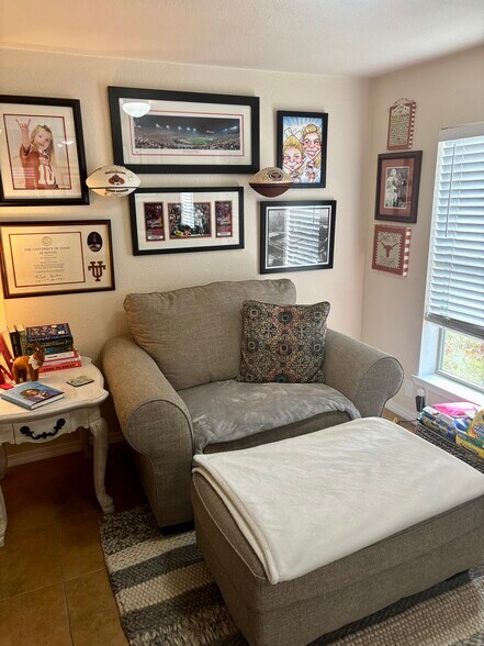 Building Photo - 224 Simmons Dr